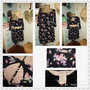 Lauren Conrad, xl, black with floral print, dress.